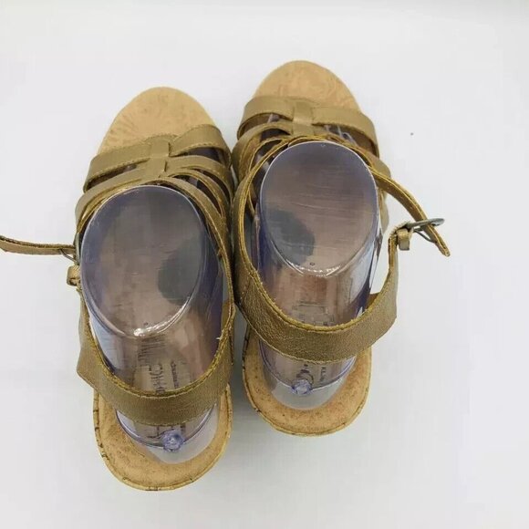 BOC Sandals Womens Size 10 Gold Born Concept Leather Buckle Cork Wedge Shoes - Picture 8 of 13